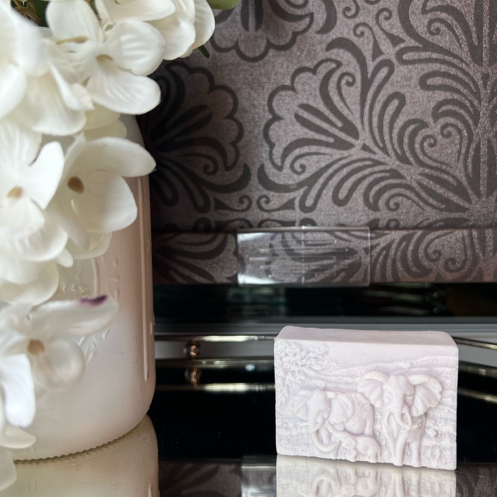 Elephant Soap Bar - Ginger and Saffron Citrus Scent